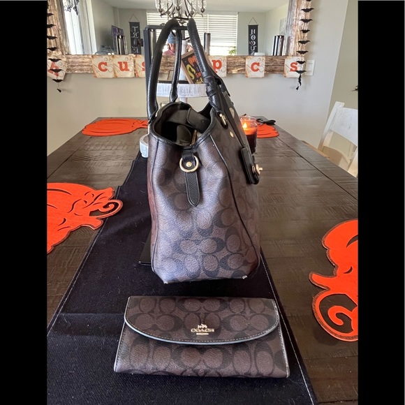 🌺Coach purse and large wallet set - Picture 6 of 11